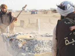 داعش به جان قبر سوریها افتاد+عکس داعش