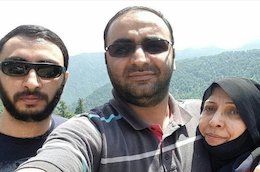 سلفی فرزندان شهید همت با مادرشان +عکس  فرزندان شهید همت با مادرشان