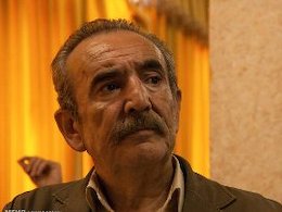 انتخاب بازیگران همراه با زد و بند شده است بیوک میرزایی