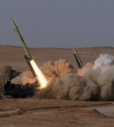 موشک نقطه زن فاتح ۳۱۳ با حضور رئیس جمهور رونمایی شد فاتح//