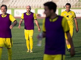 تمرین تیم فوتبال ستارگان ایران