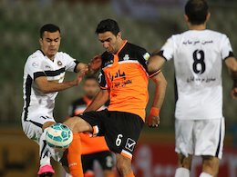 دیدار تیم های فوتبال سایپا و سپاهان اصفهان