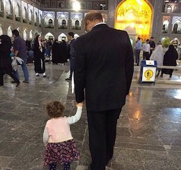 عکس/ قالیباف و نوه اش در حریم سلطان قالیباف