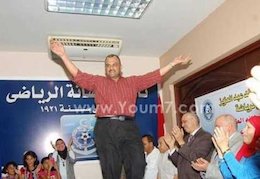 رقص در مراسم تجلیل از حافظان قرآن!+تصاویر رقص در مراسم تجلیل از حافظان قرآن