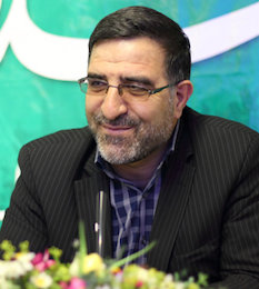 مجلس قوانین تنبیهی برای واردات کالاهای غیر ضروری تصویب کند احمد امیرآبادی فراهانی//