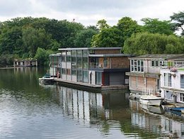 مجلل ترین خانه روی آب +تصاویر مجلل ترین خانه روی آب