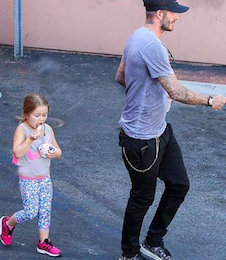 دختر مشهور و پدر سرشناس/عکس بکام و دخترش