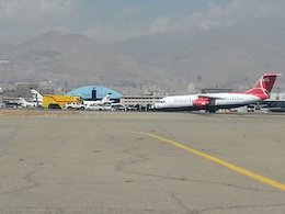 سانحه برای هواپیما در فرودگاه مهرآباد+عکس 
 حادثه در فرودگاه مهرآباد