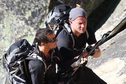 تلاش اوباما برای زنده ماندن+تصاویر
 چنینگ تاتوم و بیر گریلز