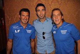 کری خوانی نکونام برای بارسایی ها دیدار نکونام با سالگادو و فیگو