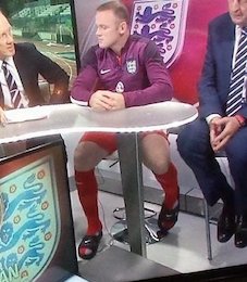 خواستگاری عجیب ستاره سرخ پوشان!/عکس وین رونی