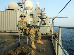 اشراف اطلاعاتی ایران بر ناوهای هواپیمابر آمریکا تایید شد ناو آمریکایی