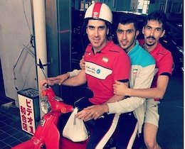 عکس/ موتورسواری والیبالیستها در ژاپن  موتورسواری والیبالیستها