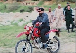 ضرغامی سوار بر موتور پرشی+عکس  ضرغامی