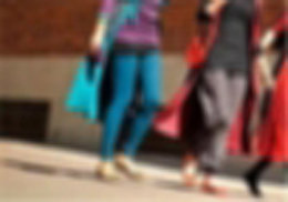 پاهای عریان بهتر از ساپورت زنان!  ساپورت