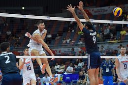 روز بد والیبال ایران در دفاع/عکس والیبال ایران و ایتالیا