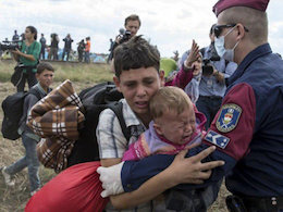 مهاجرت تنها ۳۴۰ هزار سوری به اروپا/ ترکیه و عربستان امکان کمک به داعش را ندارند پناهجویان