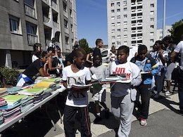 الگوبرداری فرانسوی از جشن عاطفههای ایران+تصاویر جشن عاطفه ها در فرانسه