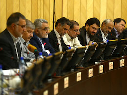 فرجام برجام این هفته در مجلس رقم میخورد/ چه کسانی از جمعبندی گزارش کمیسیون ویژه برجام دلواپساند؟ کمیسیون ویژه برجام/*