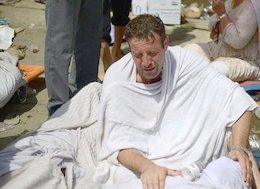 ناگفتههای نجات ۶۰۰ حاجی حادثه مِنا  وداع تلخ پسر و پدر در حادثه منا