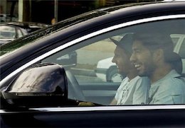 هدیه خنده دار به لیونل مسی!+عکس سوارز و لیونل مسی