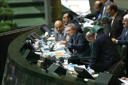 درگیریلفظیلاریجانیبایکنماینده در آخرین روزهای مجلس نهم  بررسی طرح اجرای برجام در مجلس
