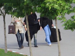 پیشنهاد عجیب دولت به مجلس: از ترکیه و لبنان الگو بگیرید و بی حجابی را آزاد کنید! بدحجاب/*