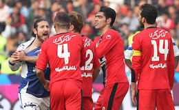 درگیری کاپیتانهای تیم ملی!/عکس درگیری حسینی و تیموریان