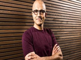 مدیر مایکروسافت چقدر حقوق می گیرد؟/عکس ساتیا نادلا، مدیر مایکروسافت