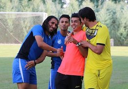 خداحافظی بازیکن استقلال از دنیای فوتبال/عکس مهدی امیرآبادی