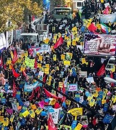 «نه» به آمریکا ۳۷ ساله شد/ دانشآموزانی که «کدخدا» را لعنت کردند 13 آبان/2