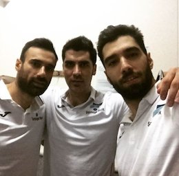 سلفی موسوی و شهرام محمودی پس از برد/عکس غلامی؛موسوی؛محمودی