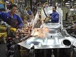 نامه خودرویی نعمتزاده به شورای رقابت/ اعضا نامه را پاره کردند! کارگران خودروسازی