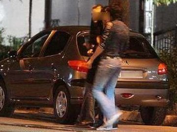 گزارشی تلخ از روزگار مردان روسپی اعتیاد جنسی