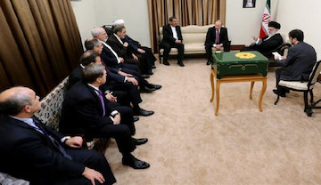 سرگذشت قرآنی که دوشنبه از مسکو به تهران آمد+تصاویر هدیه پوتین به رهبرانقلاب