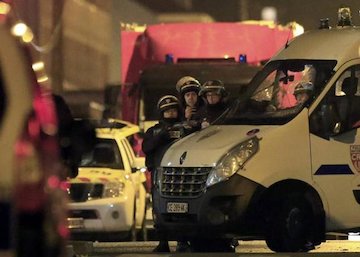 گروگانگیری در فرانسه+تصاویر گروگانگیری در فرانسه