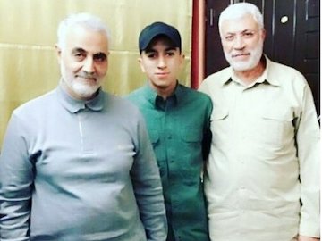 سردار سلیمانی در کنار بسیجی های عراق/عکس قاسم سلیمانی