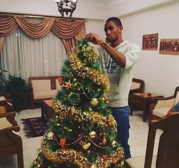 کریسمس در خانه مهاجم پرسپولیس/عکس  جری بنگستون