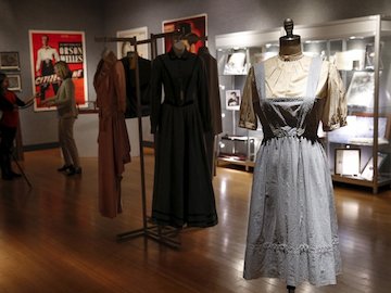 لباس ۵ و نیم میلیاردی بازیگر زن مشهور/عکس  لباس بازیگر مشهور