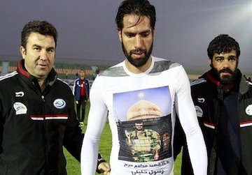 ادای احترام بازیکن استقلالی به شهید مدافع حرم/عکس امیرحسین صادقی