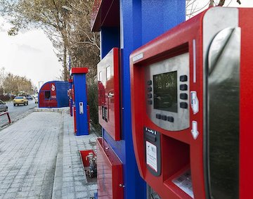 طرح سهمیه بندی بنزین خانوار به کمیسیون انرژی مجلس ارجاع شد
 پمپ بنزین تک تلمبهای در اصفهان