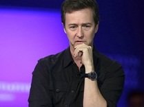 کمک بازیگر هالیوودی به پناهندگان سوری/عکس ادوارد نورتون