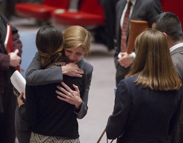 شورای امنیت برای دختر ایزدی اشک ریخت!/تصاویر دختر ایزدی در شورای امنیت