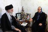 حضور رهبر انقلاب در منزل خانواده شهید مسیحی