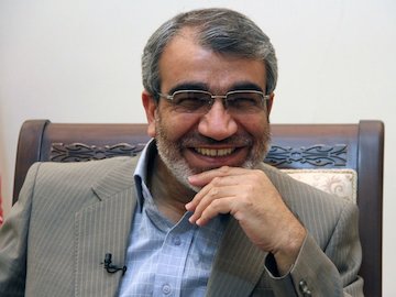 دیکتاتور درون و نظارت استصوابی کدخدایی/1