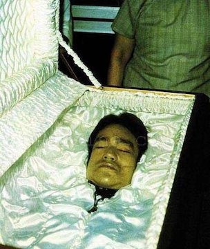 جنازه بروس لی!/عکس بروس لی