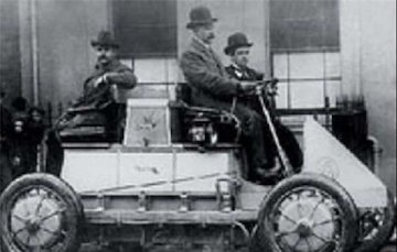 اولین عکس منتشر شده از پورشه دوگانه سوز  پورشه