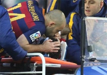 حرکت احساسی ستاره بارسا/عکس خاویر ماسکرانو