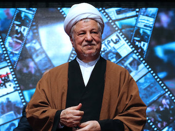 هاشمی: ساواک مرا شکنجه میکرد تا بمیرم هاشمی