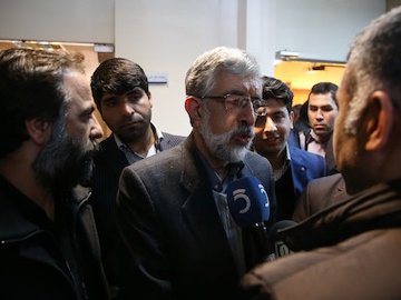 مردم اجازه نمیدهند دولتهای بیگانه در تصمیمات آنها دخالت کنند دکتر حداد
